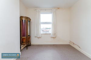 Bedroom- click for photo gallery